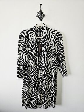 NWT Papa Vancouver Zebra Print Cardigan Size L Sweater Animal Print